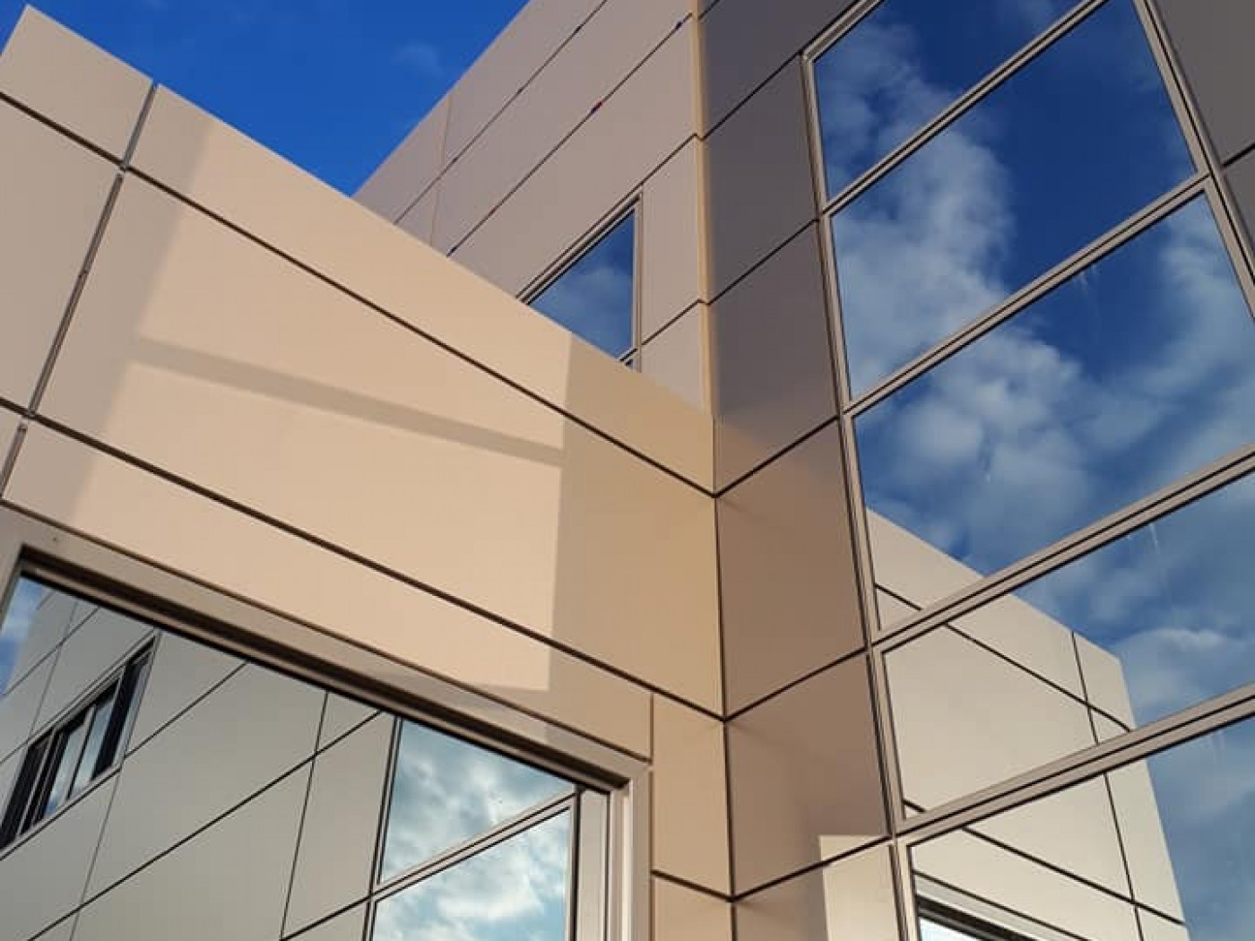 ΕΠΕΝΔΥΣΗ ΚΤΗΡΙΟΥ 2