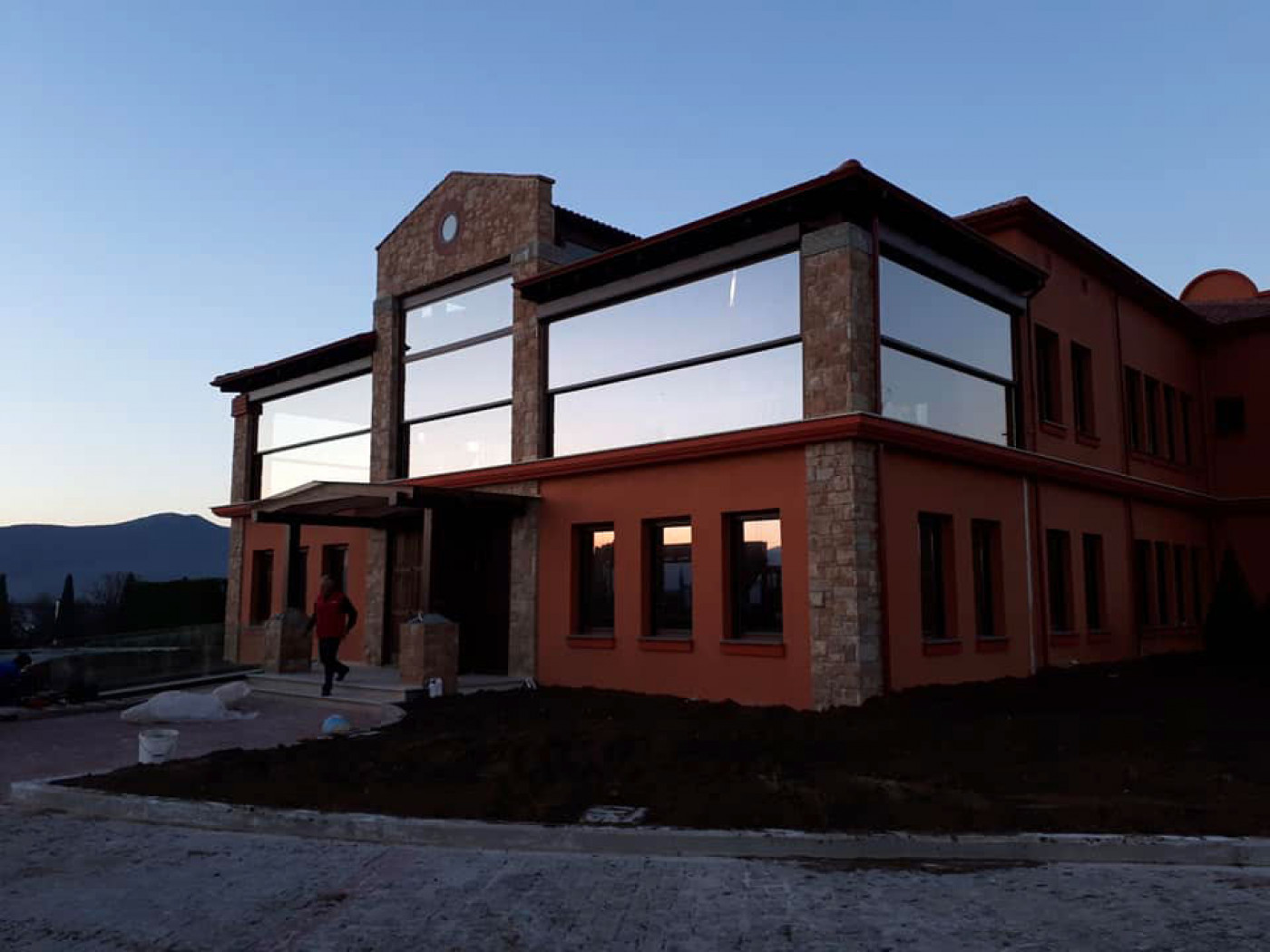 ΚΟΥΦΩΜΑΤΑ ΜΕΤΑΛΛΙΚΗ ΣΚΑΛΑ